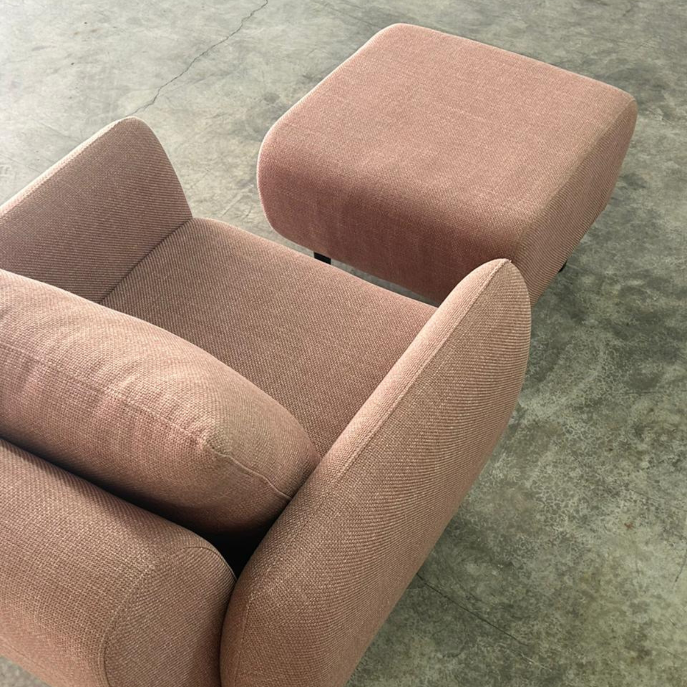 Poltrona Paris com Puff - Imagem 3